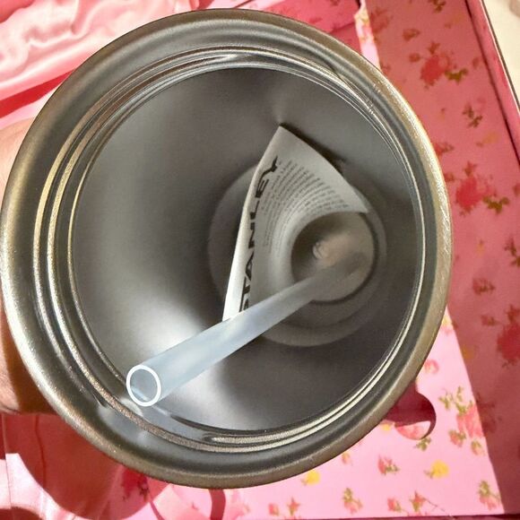 Stanley LoveShackFancy Pink Floral Iceflow Tumbler with Satin Bag - Picture 5 of 8